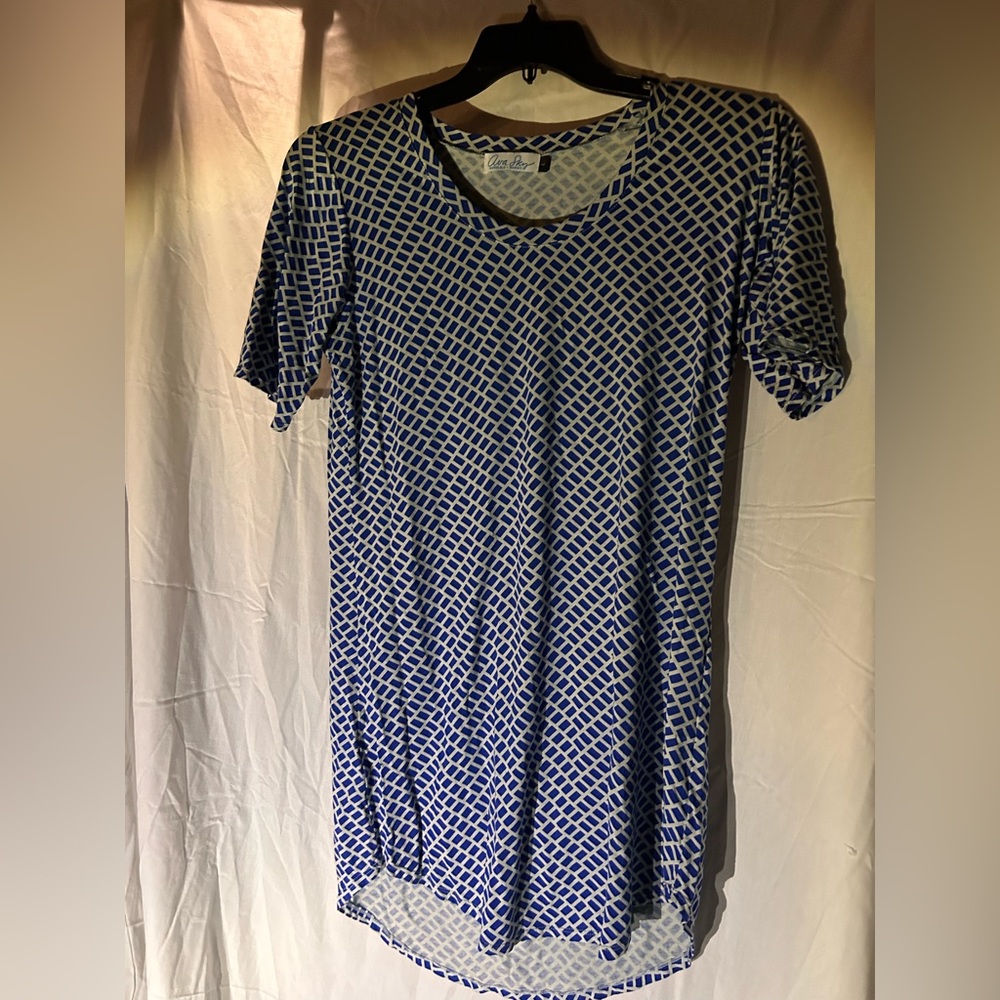 Fighting eel woman’s short sleeve dress